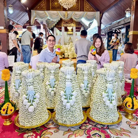 ลูกค้าแก้บนหลวงพ่อทันใจกับพานมะลิจากร้านคุณหล้า 59 (21)
